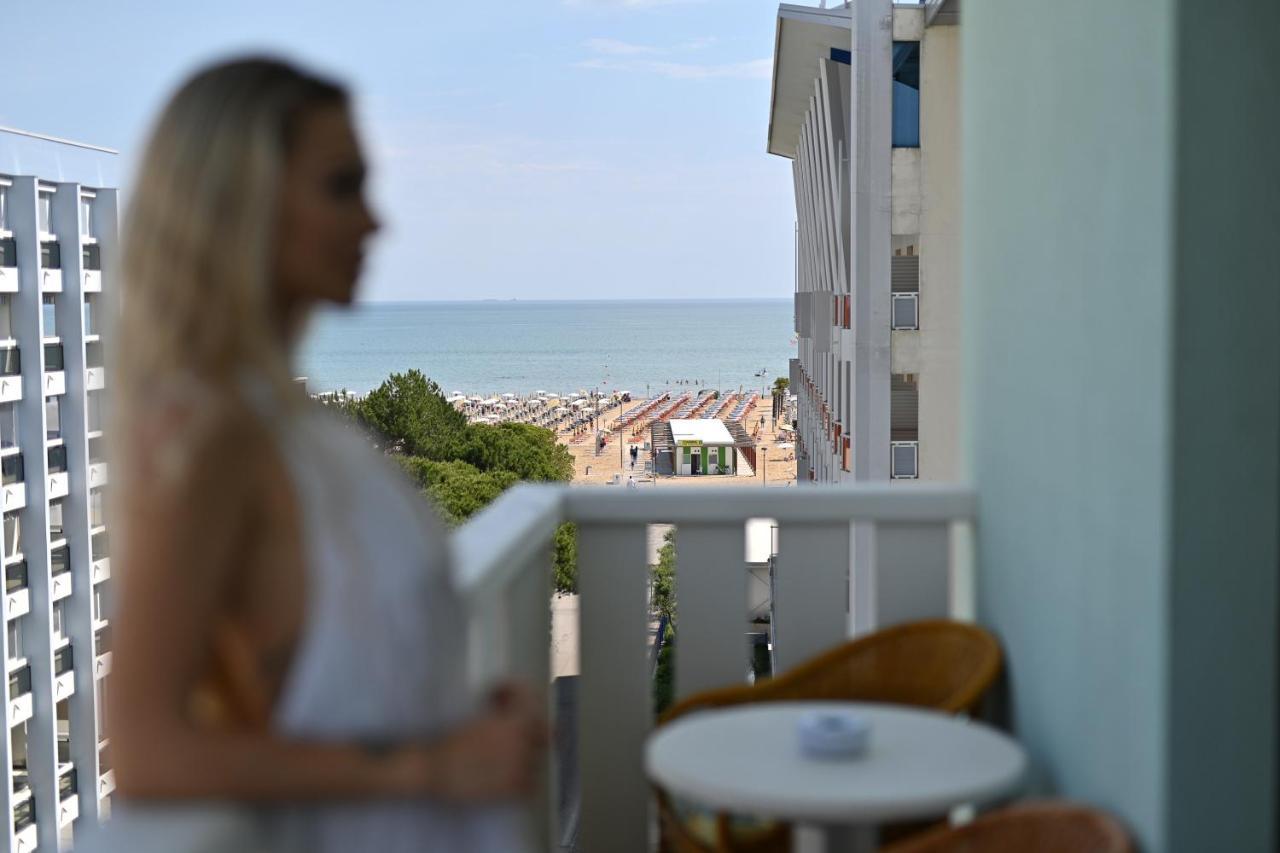 Hotel Ca' D'Oro Tre Stelle Superior Adults Only Bibione Exterior photo