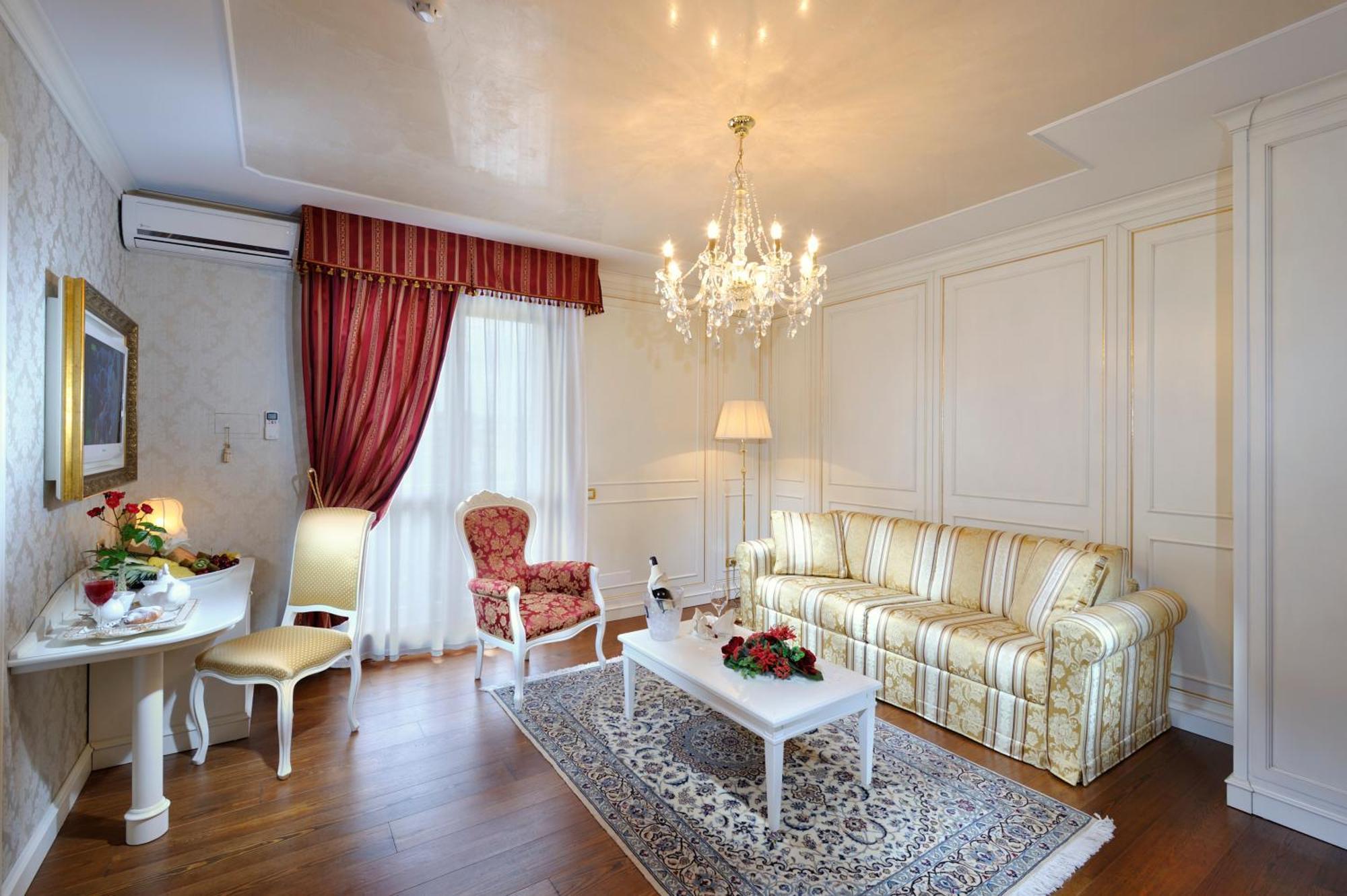 Hotel Ca' D'Oro Tre Stelle Superior Adults Only Bibione Exterior photo