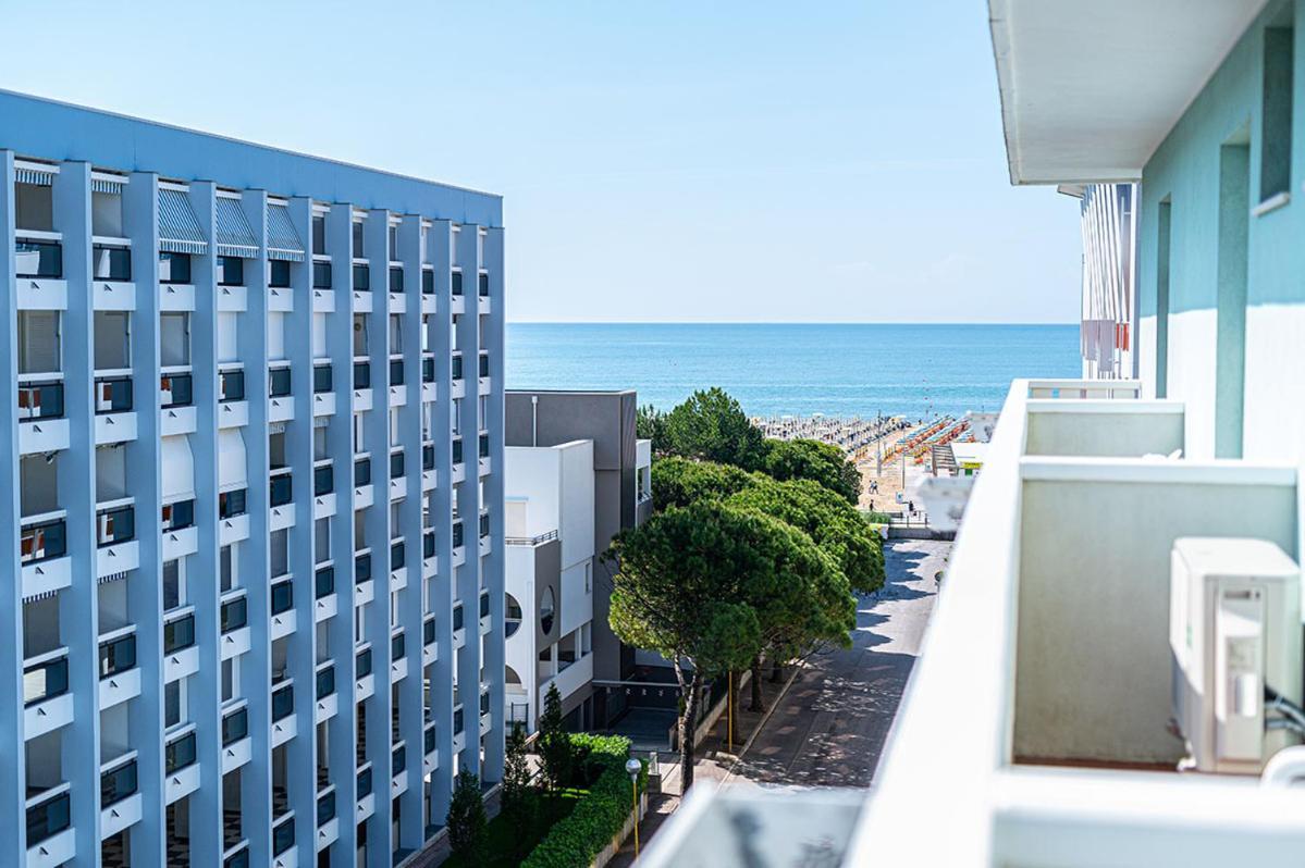 Hotel Ca' D'Oro Tre Stelle Superior Adults Only Bibione Exterior photo