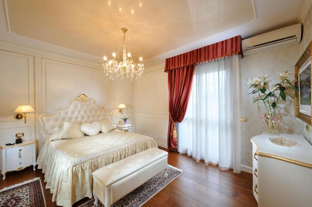 Hotel Ca' D'Oro Tre Stelle Superior Adults Only Bibione Room photo