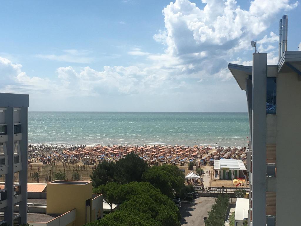 Hotel Ca' D'Oro Tre Stelle Superior Adults Only Bibione Exterior photo