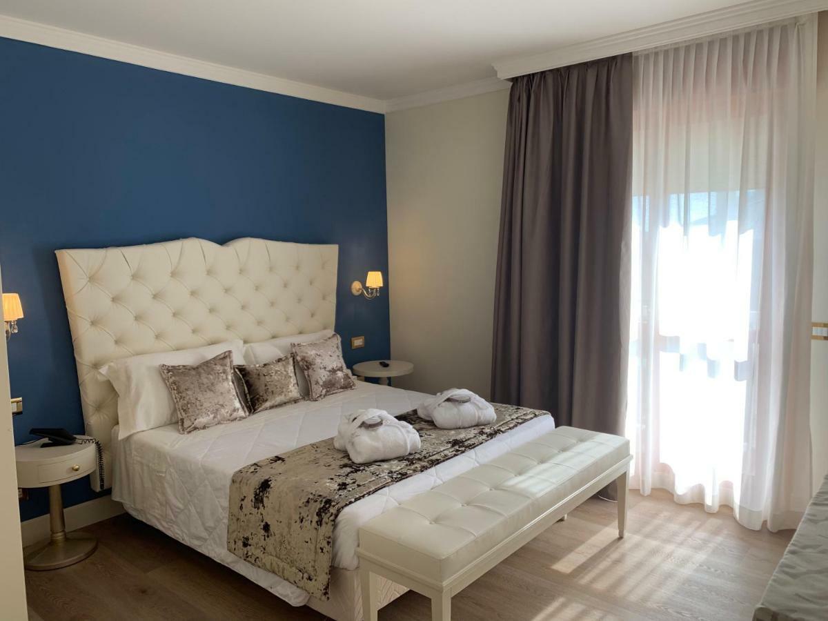 Hotel Ca' D'Oro Tre Stelle Superior Adults Only Bibione Exterior photo